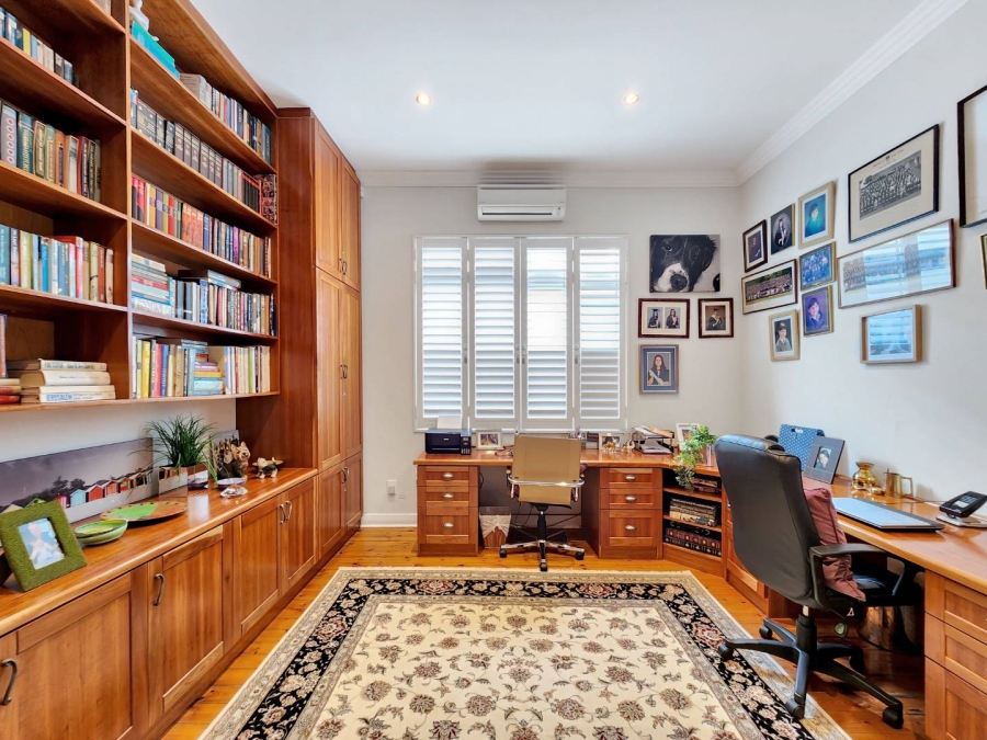 3 Bedroom Property for Sale in Bantry Bay Western Cape